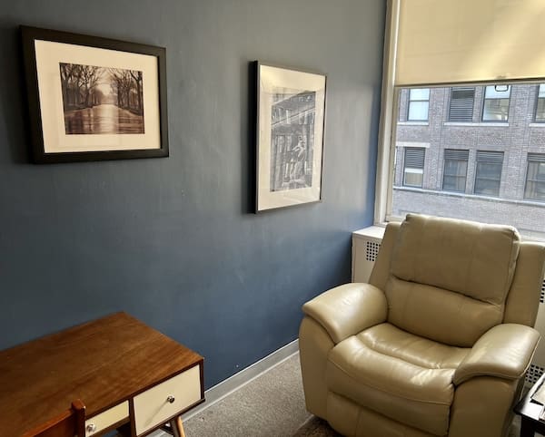 Image of the interior of this Spravato treatment center, Mid City TMS
