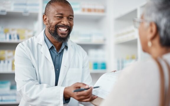 A pharmacist explaining the Auvelity experience that patients have with this new medication.
